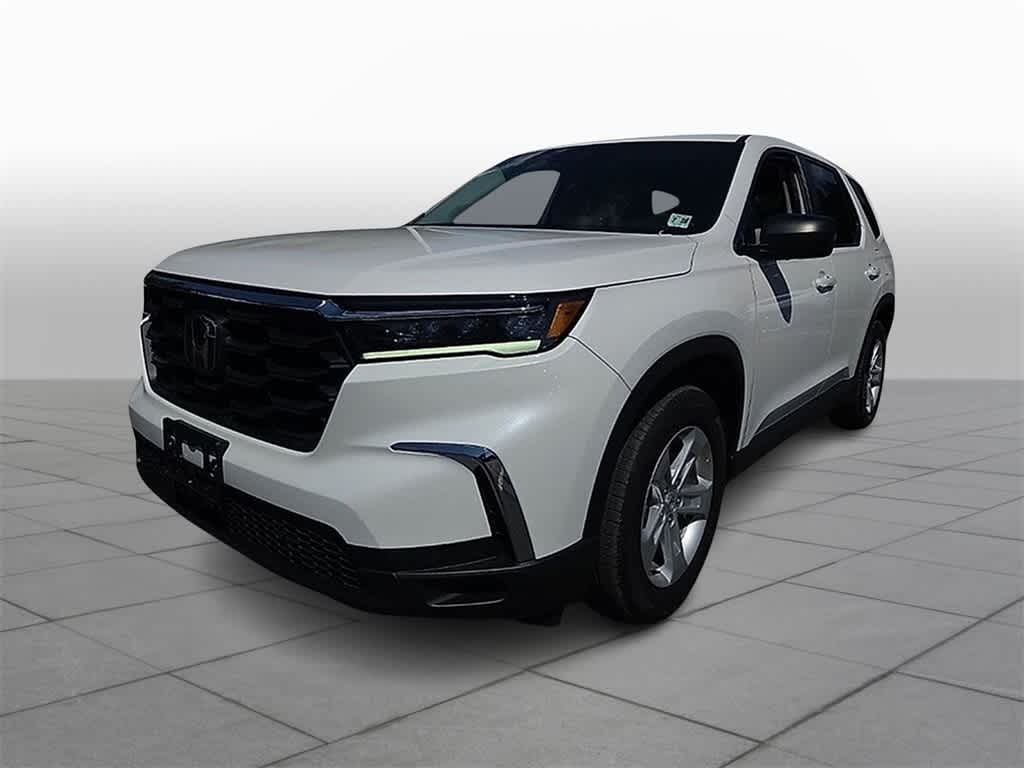 Thumbnail: 2023 Honda Pilot - 1