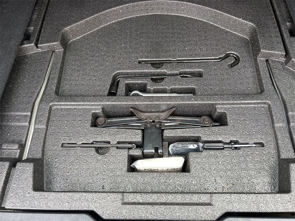 Thumbnail: 2017 Subaru Outback - 12