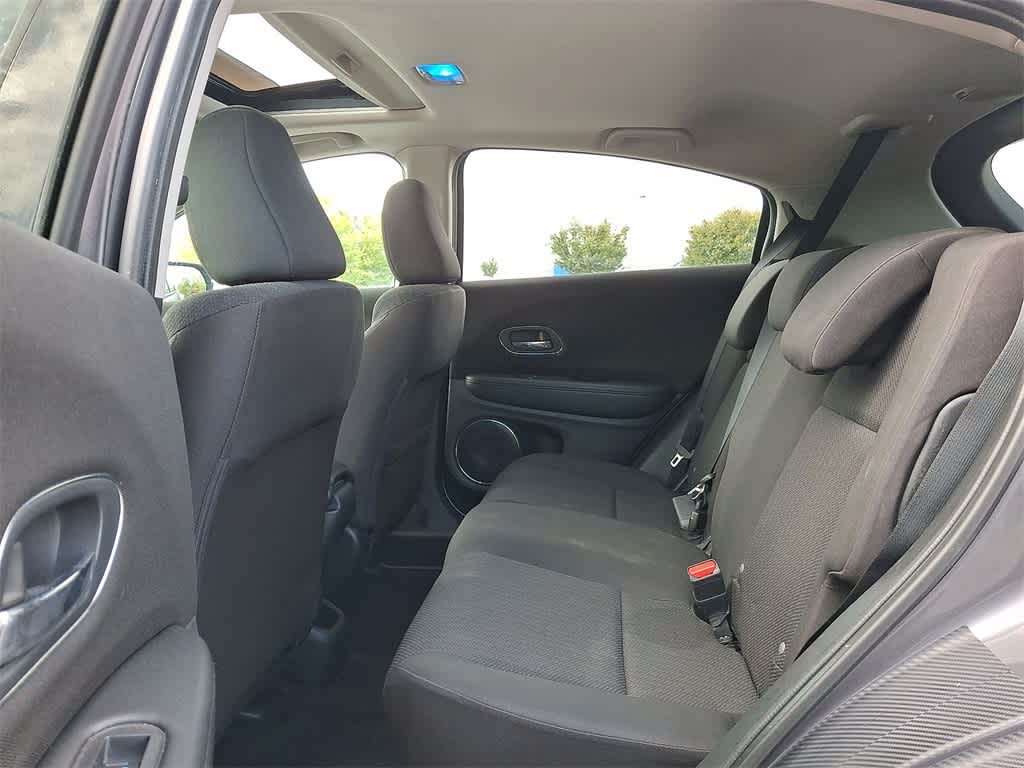 Thumbnail: 2016 Honda HR-V - 20