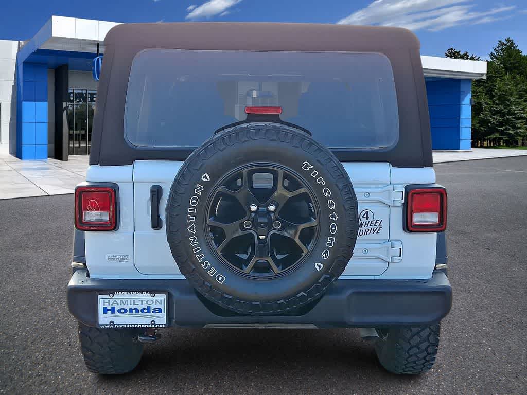 Thumbnail: 2023 Jeep Wrangler - 23