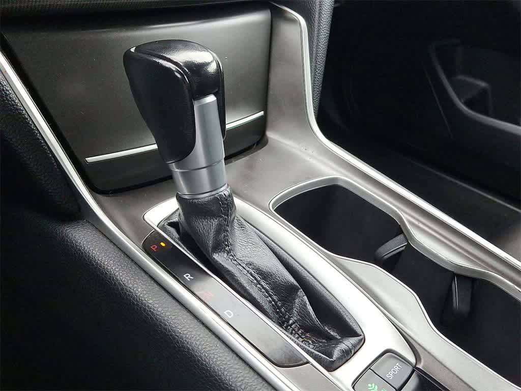 Thumbnail: 2018 Honda Accord - 12