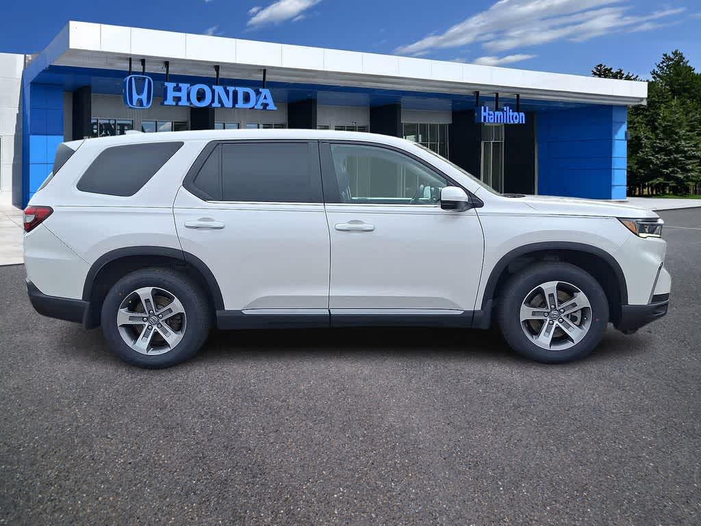 Thumbnail: 2023 Honda Pilot - 25