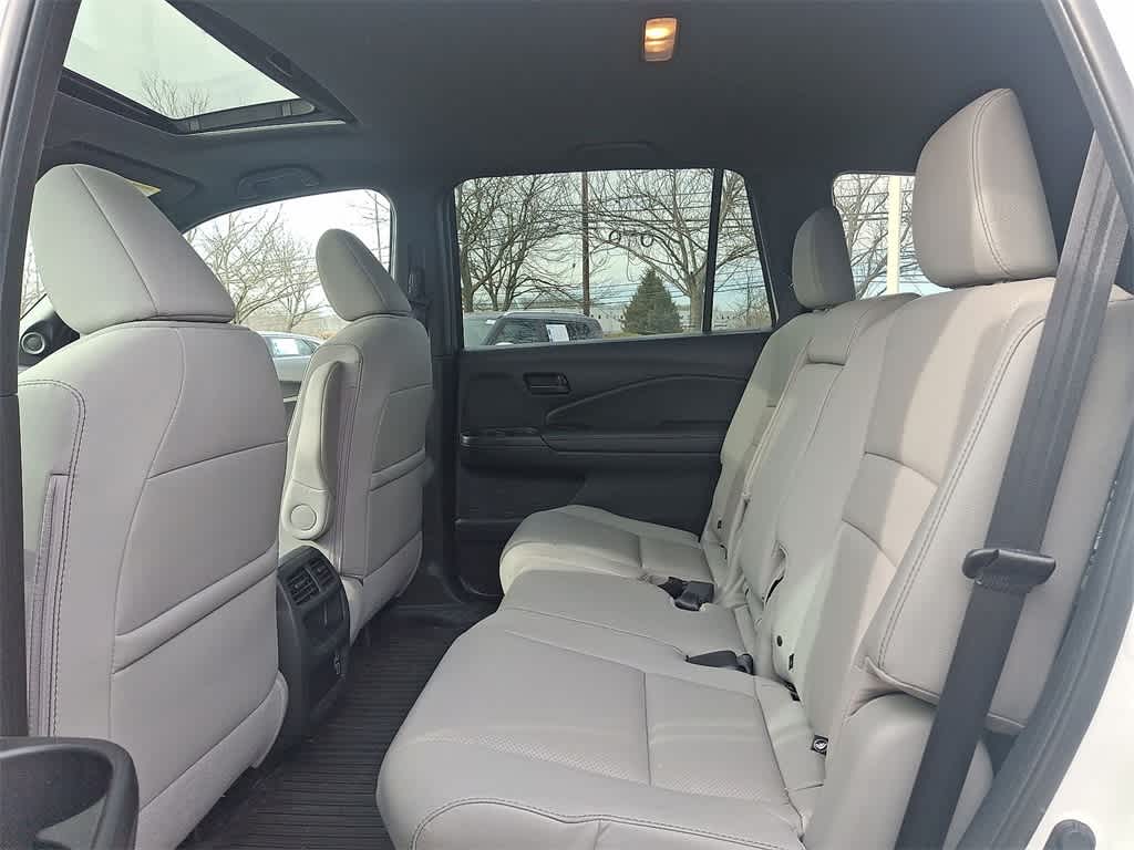 Thumbnail: 2023 Honda Passport - 20