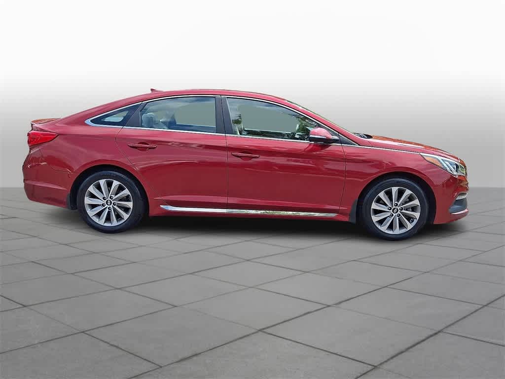 Thumbnail: 2015 Hyundai Sonata - 25