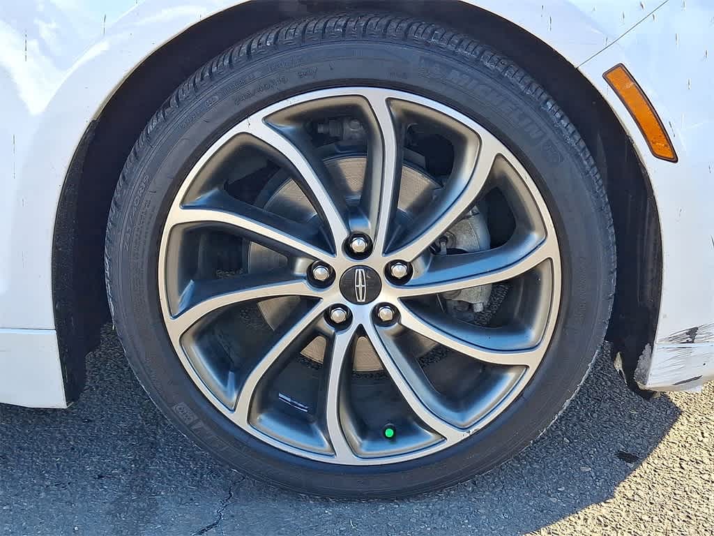 Thumbnail: 2019 Lincoln MKZ - 26