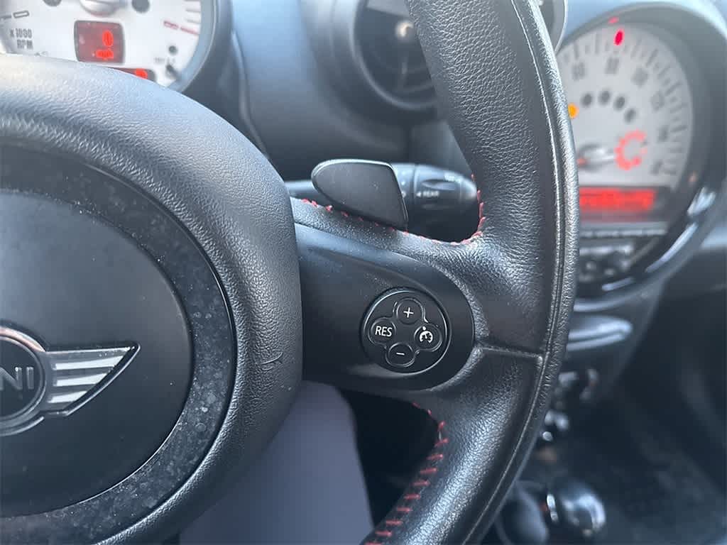 Thumbnail: 2014 MINI Cooper Countryman - 10