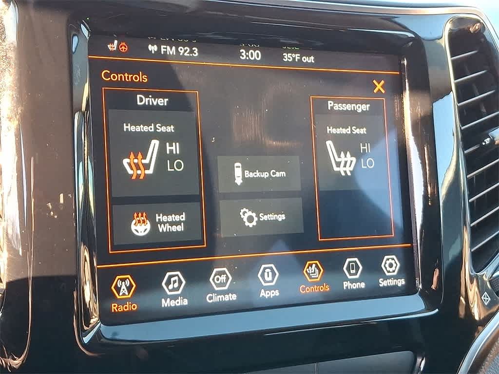 Thumbnail: 2019 Jeep Cherokee - 19