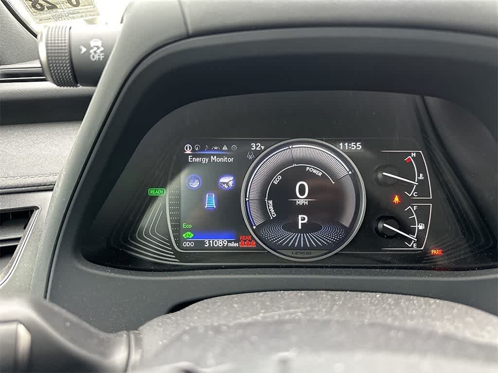 Thumbnail: 2023 Lexus UX - 9