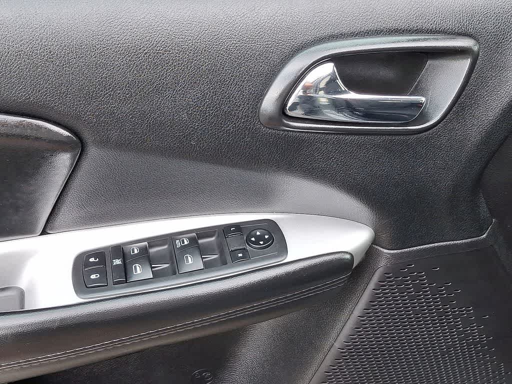 Thumbnail: 2019 Dodge Journey - 10