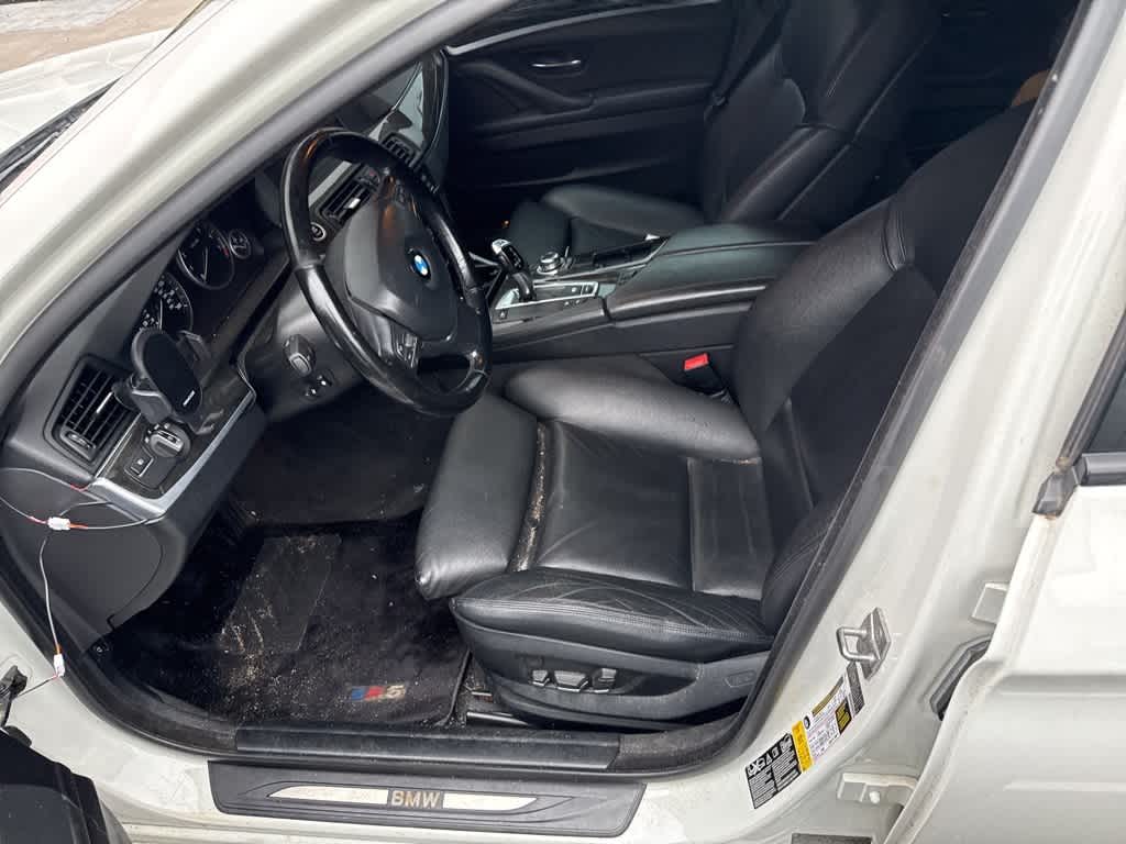 2011 BMW 5 Series 535i xDrive 8