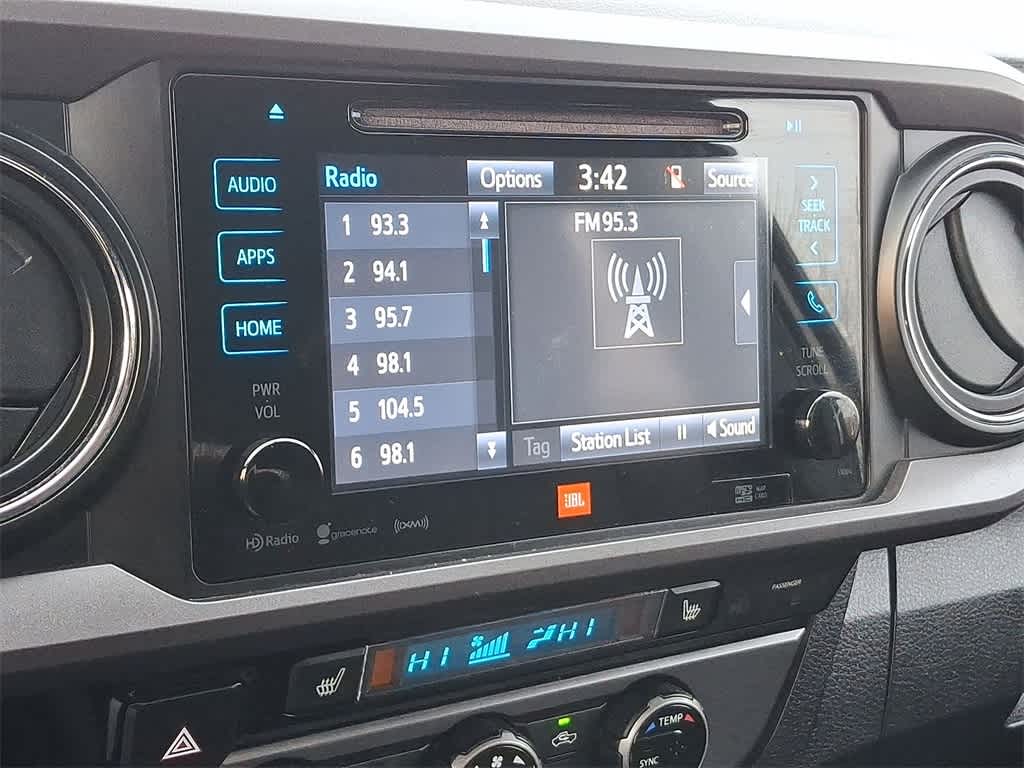 Thumbnail: 2017 Toyota Tacoma - 14