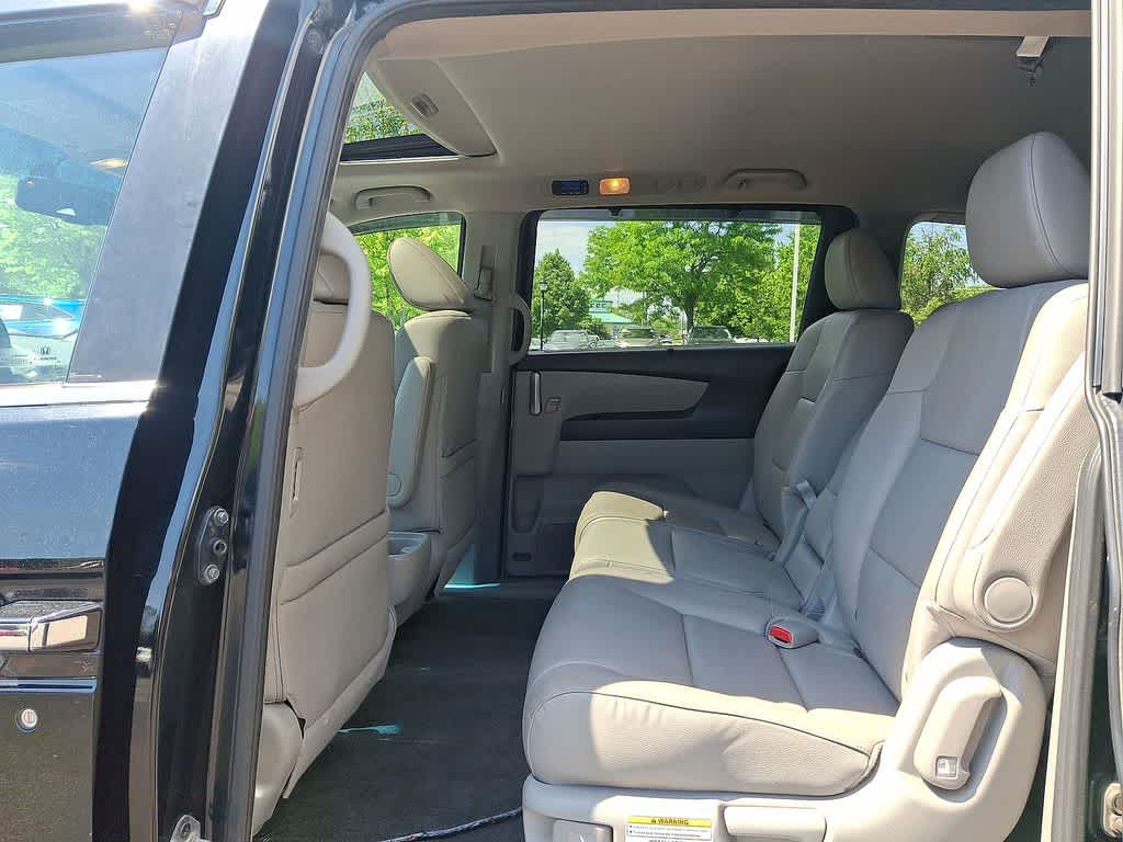 Thumbnail: 2013 Honda Odyssey - 20