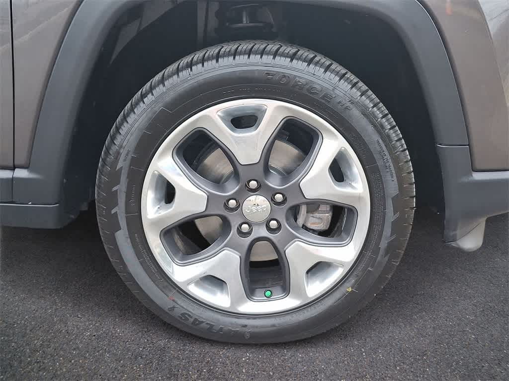 Thumbnail: 2021 Jeep Compass - 23