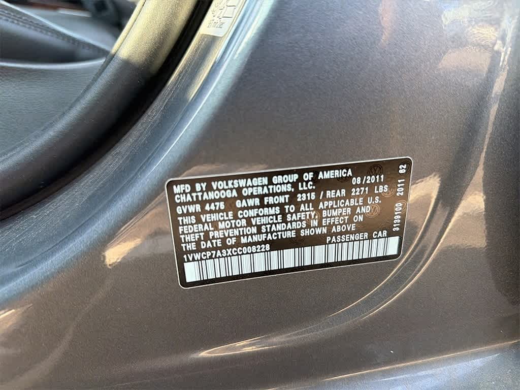 Thumbnail: 2012 Volkswagen Passat - 9