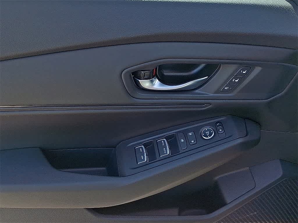 Thumbnail: 2025 Honda Accord - 14
