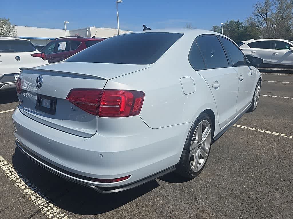 Thumbnail: 2017 Volkswagen Jetta - 4