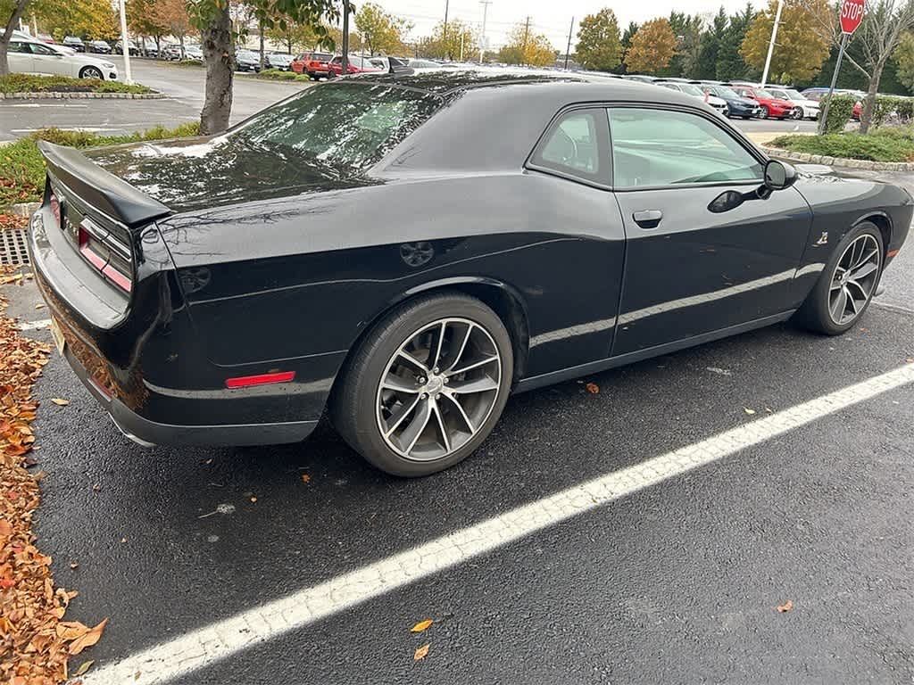 Thumbnail: 2016 Dodge Challenger - 4
