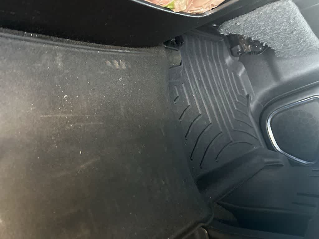 Thumbnail: 2017 Chevrolet Tahoe - 17