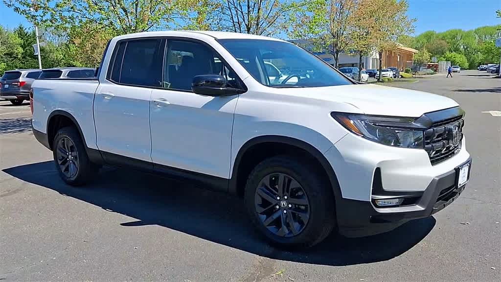 2024 Honda Ridgeline Sport 2