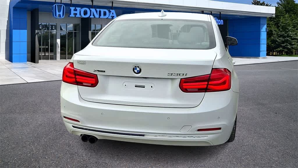 Thumbnail: 2017 BMW 3 Series - 7