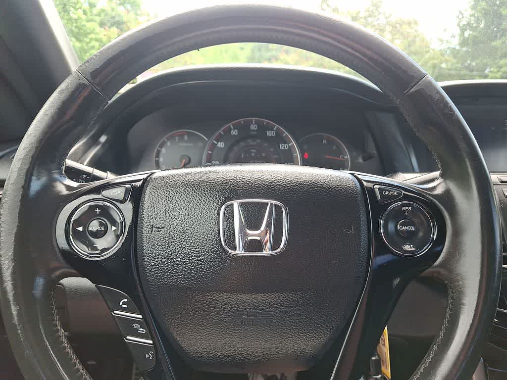 Thumbnail: 2017 Honda Accord - 16