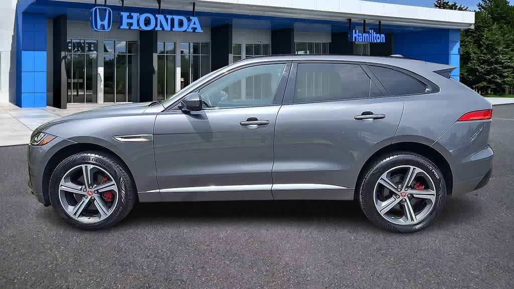 Thumbnail: 2019 Jaguar F-Pace - 5
