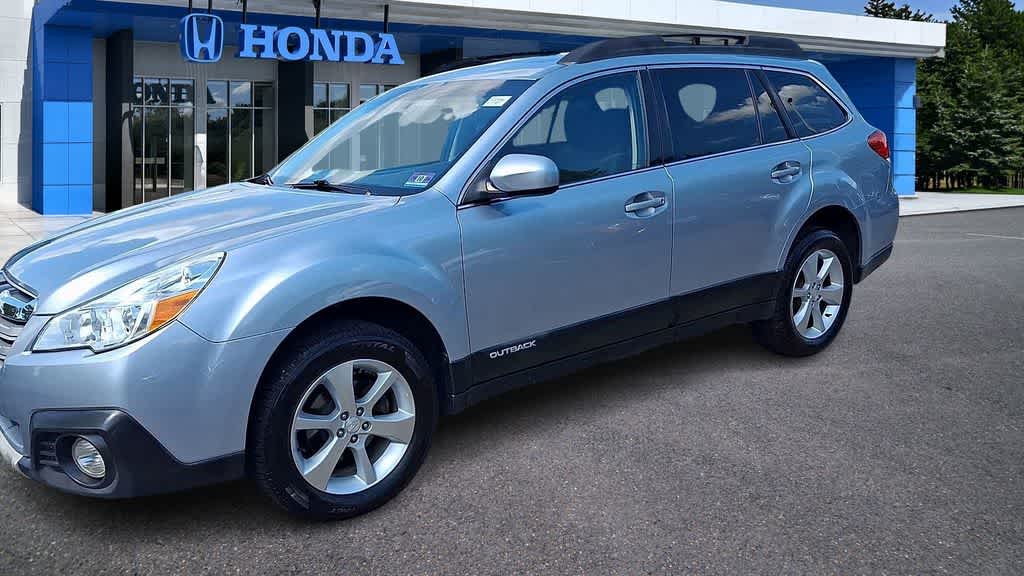 Thumbnail: 2014 Subaru Outback - 4