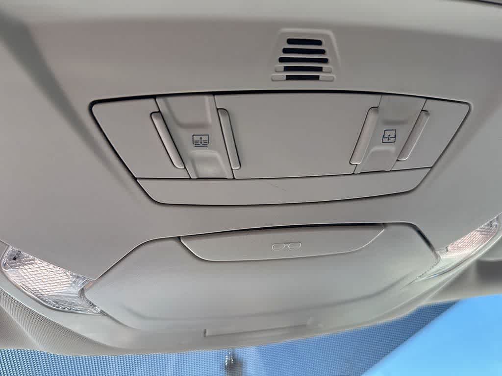 Thumbnail: 2019 Ford Escape - 20