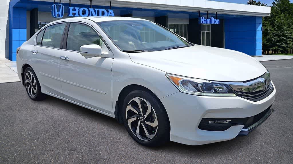 Thumbnail: 2017 Honda Accord - 2
