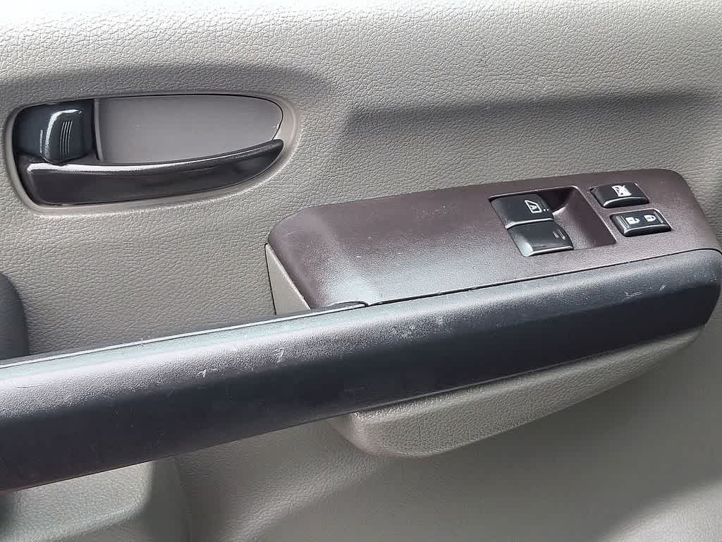 Thumbnail: 2016 Nissan NV - 10