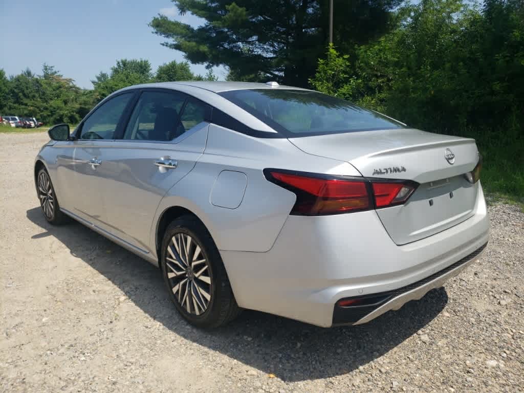Thumbnail: 2023 Nissan Altima - 7