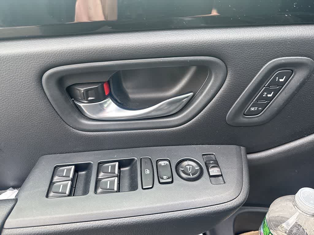 Thumbnail: 2023 Honda Pilot - 11