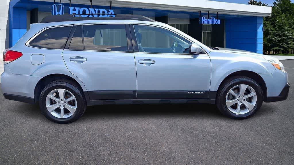 Thumbnail: 2014 Subaru Outback - 9