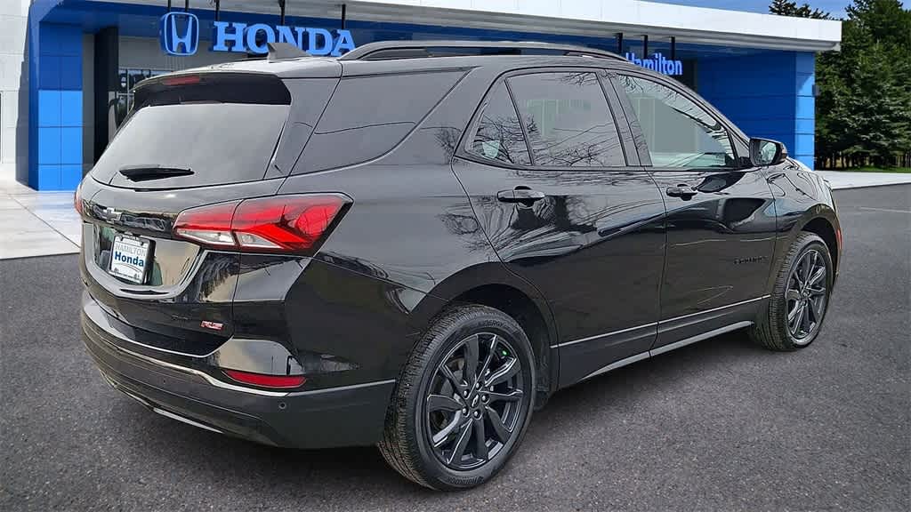 Thumbnail: 2022 Chevrolet Equinox - 8