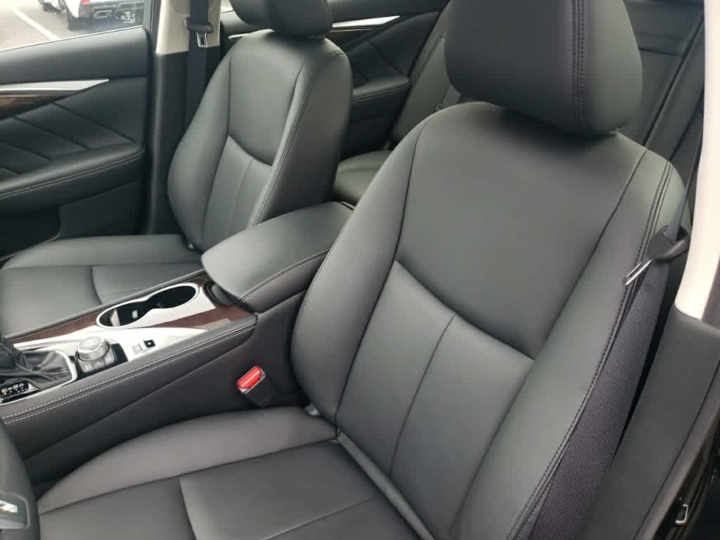Thumbnail: 2019 INFINITI Q50 - 12