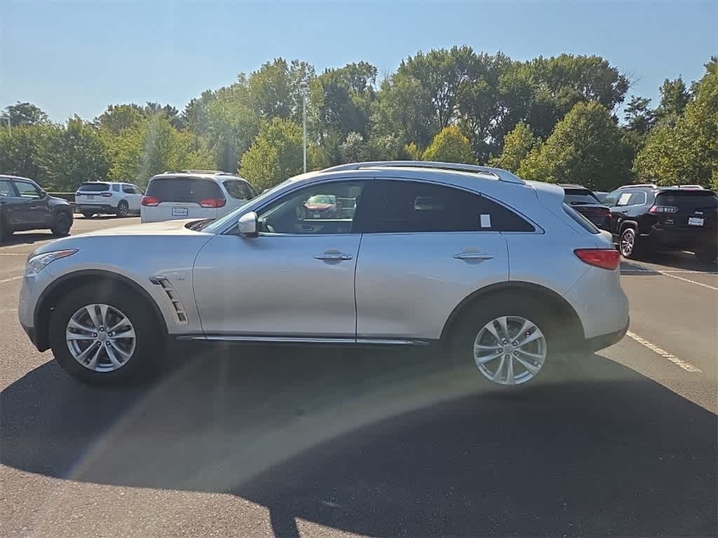 Thumbnail: 2014 INFINITI QX70 - 8