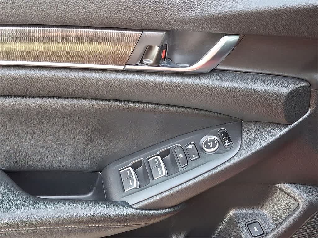 Thumbnail: 2019 Honda Accord - 10
