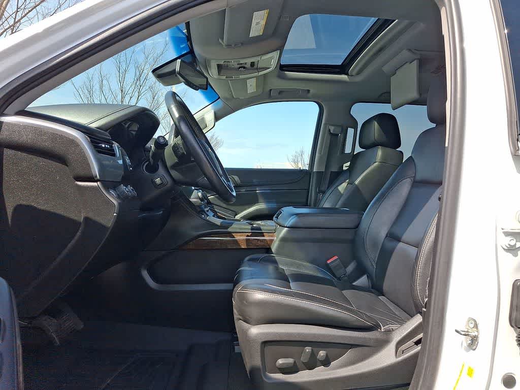 Thumbnail: 2017 Chevrolet Tahoe - 11