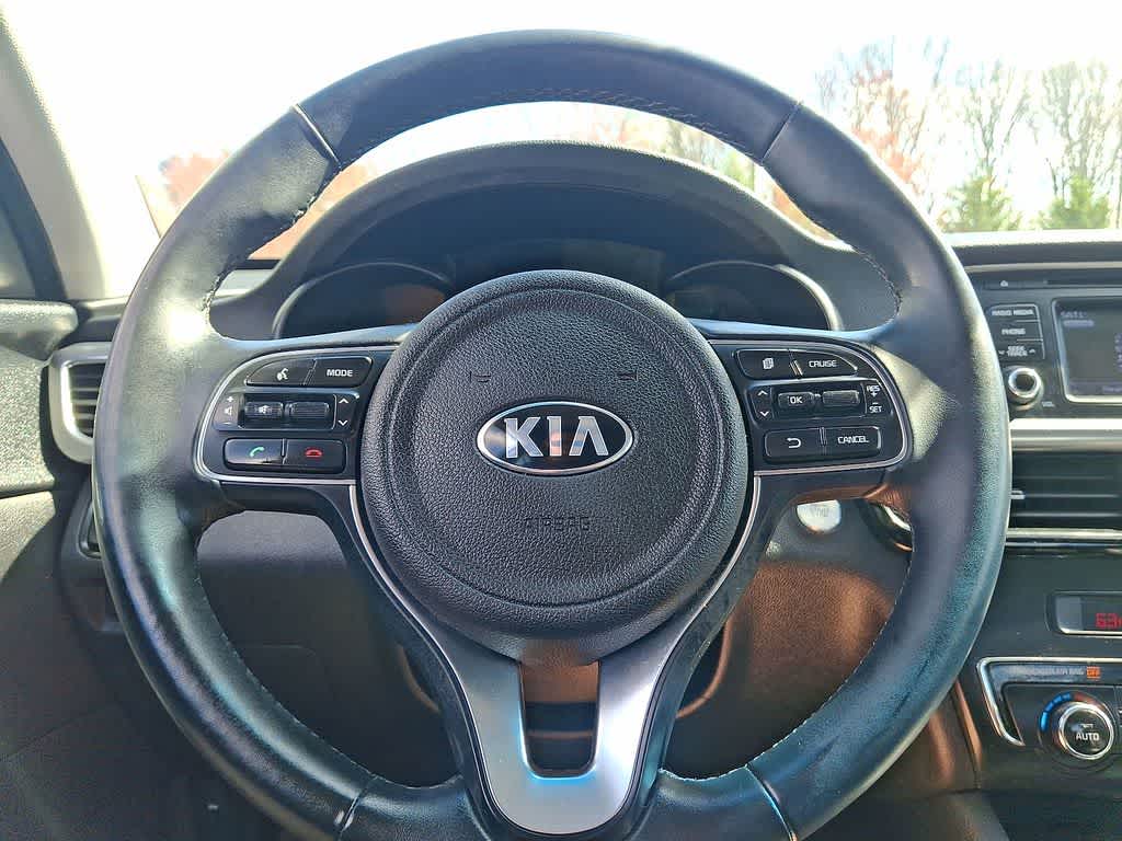 Thumbnail: 2016 Kia Optima - 14