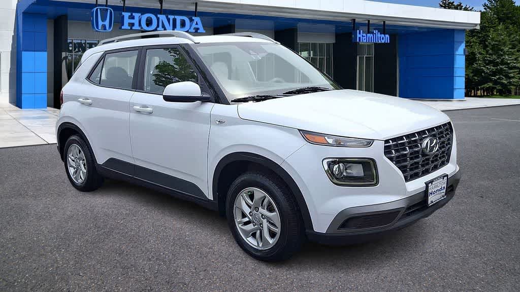 Thumbnail: 2020 Hyundai Venue - 2