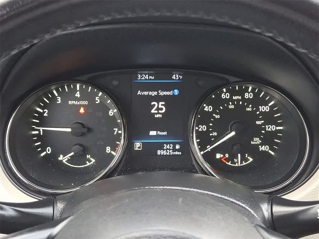 Thumbnail: 2019 Nissan Rogue Sport - 13