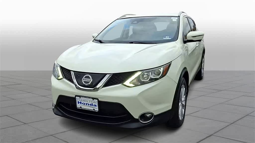 Thumbnail: 2019 Nissan Rogue Sport - 3