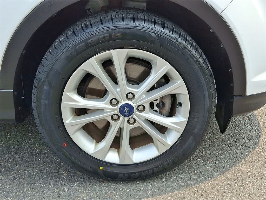 Thumbnail: 2017 Ford Escape - 26