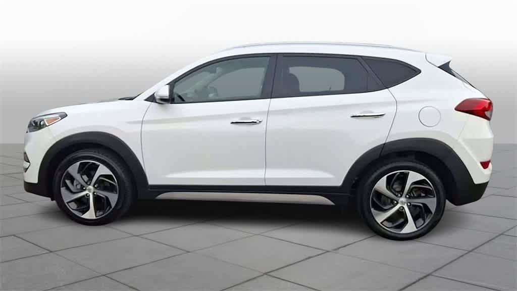 Thumbnail: 2017 Hyundai Tucson - 5