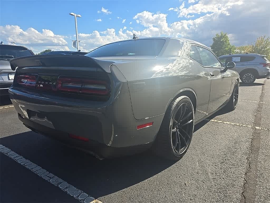 Thumbnail: 2023 Dodge Challenger - 4
