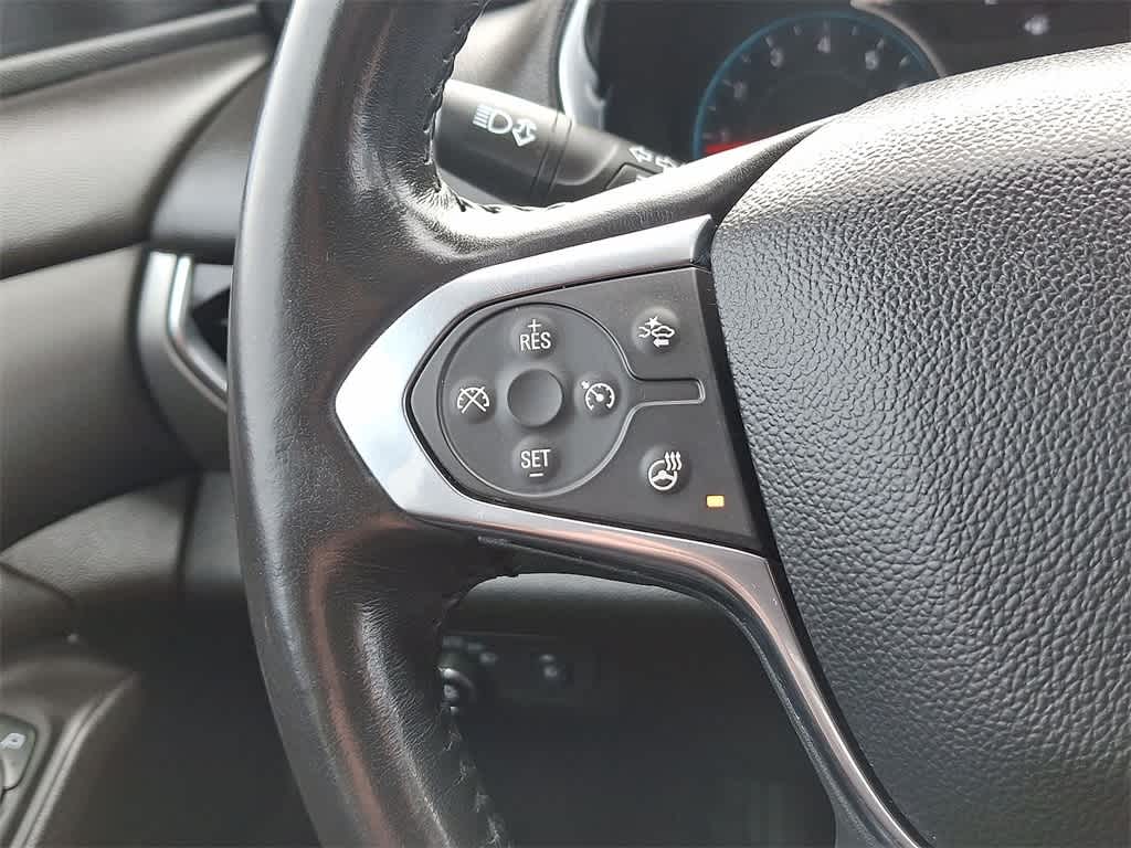 Thumbnail: 2020 Chevrolet Traverse - 16