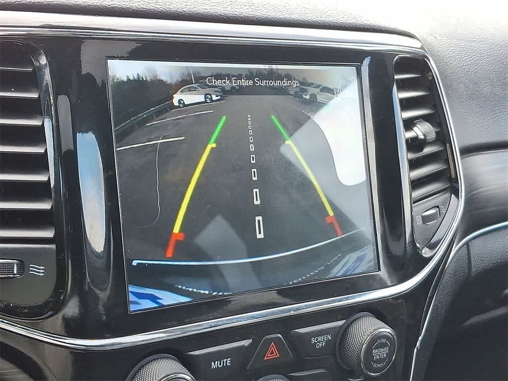 Thumbnail: 2020 Jeep Grand Cherokee - 15