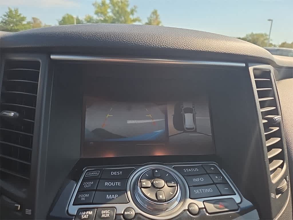 Thumbnail: 2014 INFINITI QX70 - 18