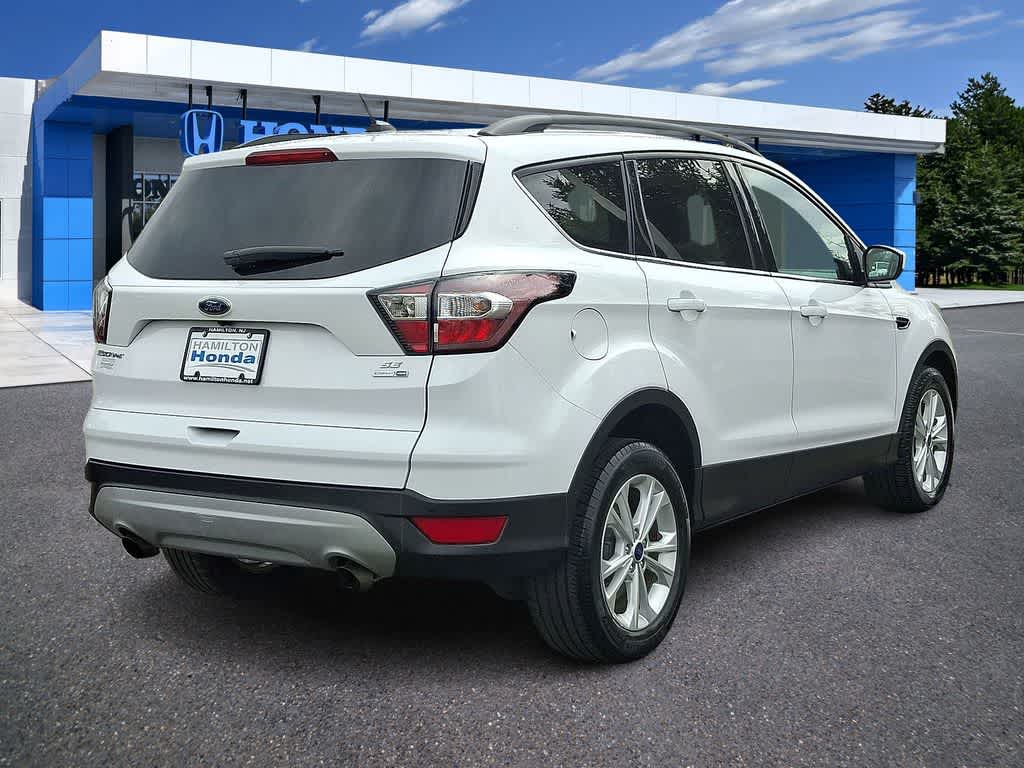 Thumbnail: 2017 Ford Escape - 24