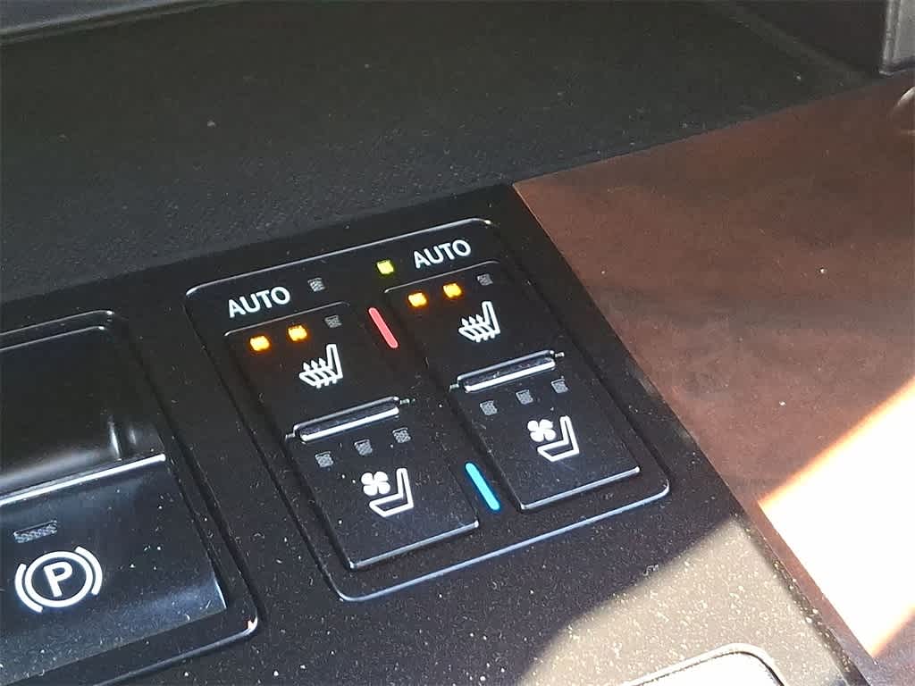 Thumbnail: 2016 Lexus RX - 19